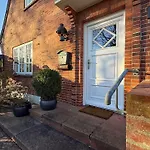 Urlaub-im-ehemaligen-kapitaenshaus * Wyk auf Föhr