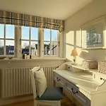 Urlaub-im-ehemaligen-kapitaenshaus * Wyk auf Föhr