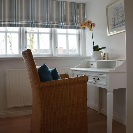 Σπίτι διακοπών Urlaub-im-ehemaligen-kapitaenshaus *