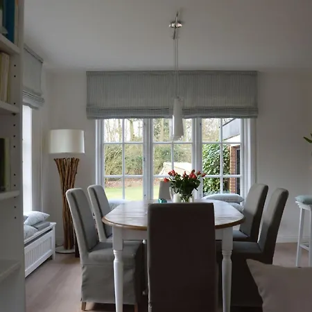 Urlaub-im-ehemaligen-kapitaenshaus *