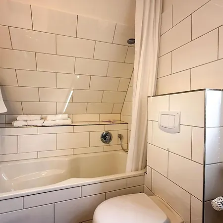 Urlaub Im Ehemaligen Kapitänshaus * Wyk auf Föhr